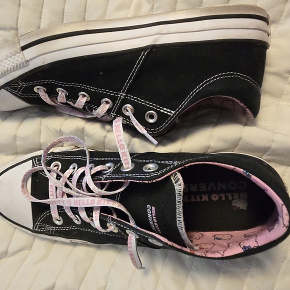 Converse Black and Pink Hello Kitty Sneakers - Picture 3 of 5